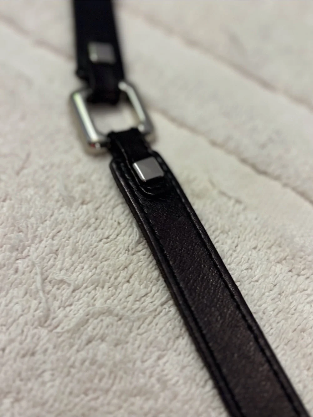 Classic  Vintage Black Leather Women’s Belt with Silver Buckle and Squares SZ 37
